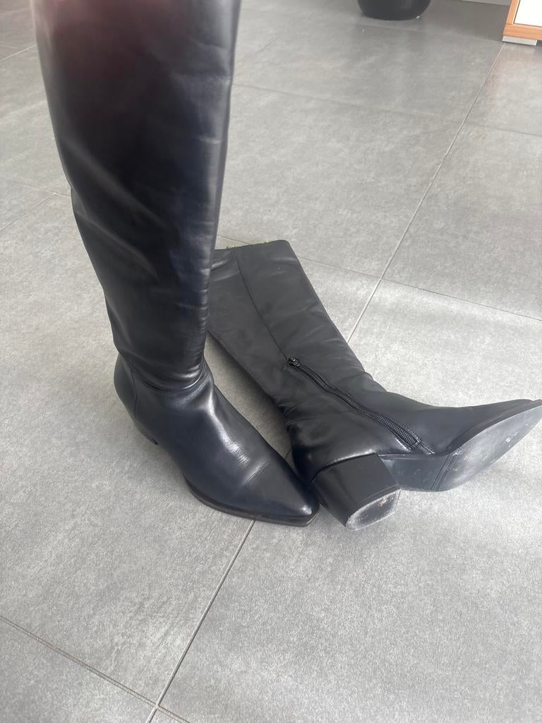 Zwarte laars mt 36 - lavorazione artigiana, Kleding | Dames, Schoenen, Ophalen of Verzenden, Gedragen, Zwart, Hoge laarzen