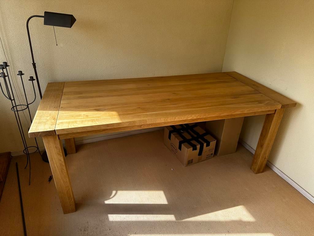Eiken tafel, zeer netjes en stevig., 200 cm of meer, Zo goed als nieuw, Rechthoekig, 50 tot 100 cm