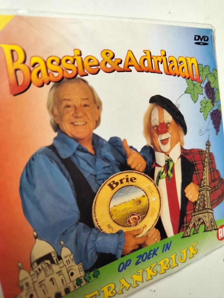 NIEUW Bassie & Adriaan - Op Zoek In Frankrijk DVD, Cd's en Dvd's, Dvd's | Kinderen en Jeugd, Avontuur, Alle leeftijden, Ophalen of Verzenden