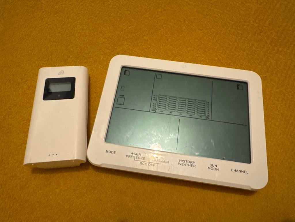 Weerstation met losse sensor, Ophalen of Verzenden, Zo goed als nieuw, Weerstation