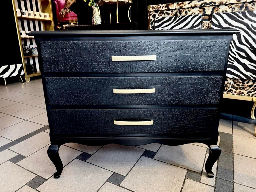 Zwart ladekastje met croco design en gouden grepen, Huis en Inrichting, Ophalen, Overige materialen, Marlons, Eu