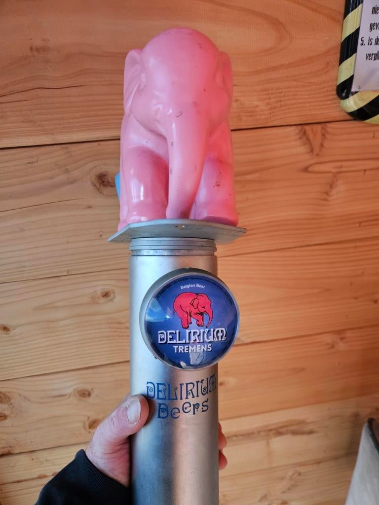 2 tapkranen: Delirium Tremens & Somersby, Verzamelen, Biermerken, Ophalen of Verzenden