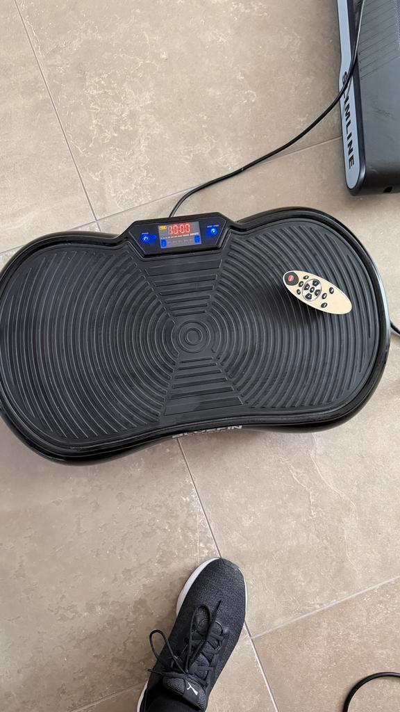 Bluefin Fitness Trilplaat - Perfect voor thuis!, Sport en Fitness, Fitnessapparatuur, Gebruikt, Trilplaat, Benen, Kunststof, Ophalen