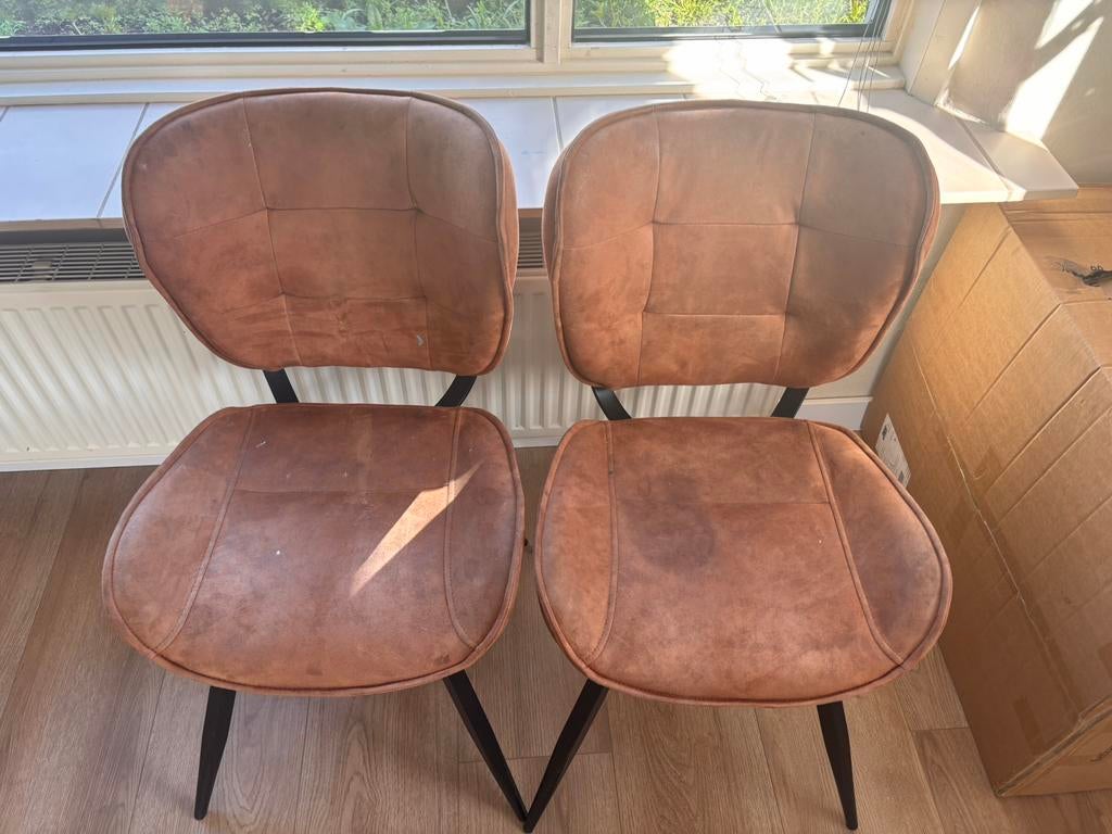Gratis 4 stoelen, Ophalen, Zo goed als nieuw, Overige kleuren, Twee