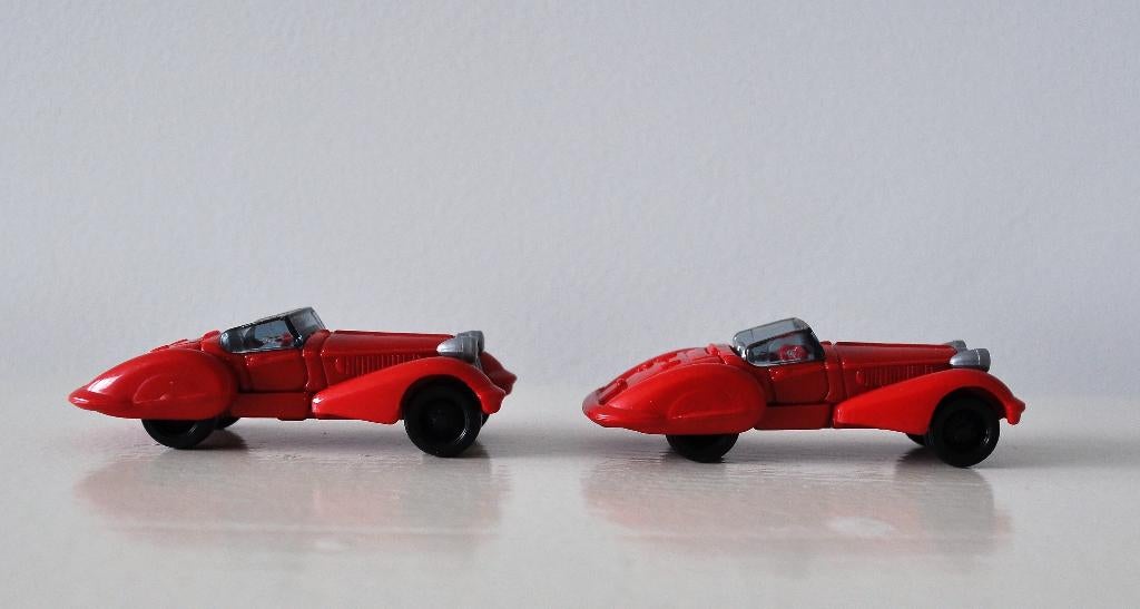 Vintage Miniatuur Oldtimers Auto 2 / 5,5 cm Ferrero, Ophalen of Verzenden, Gebruikt, Overige typen