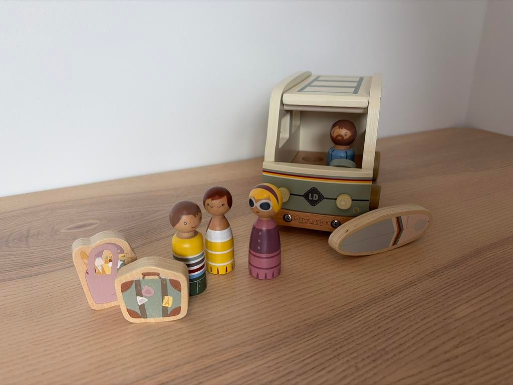Little Dutch Houten Surfbus Speelset - Zo goed als nieuw, Ophalen of Verzenden, Zo goed als nieuw, Rij- of Hobbelspeelgoed