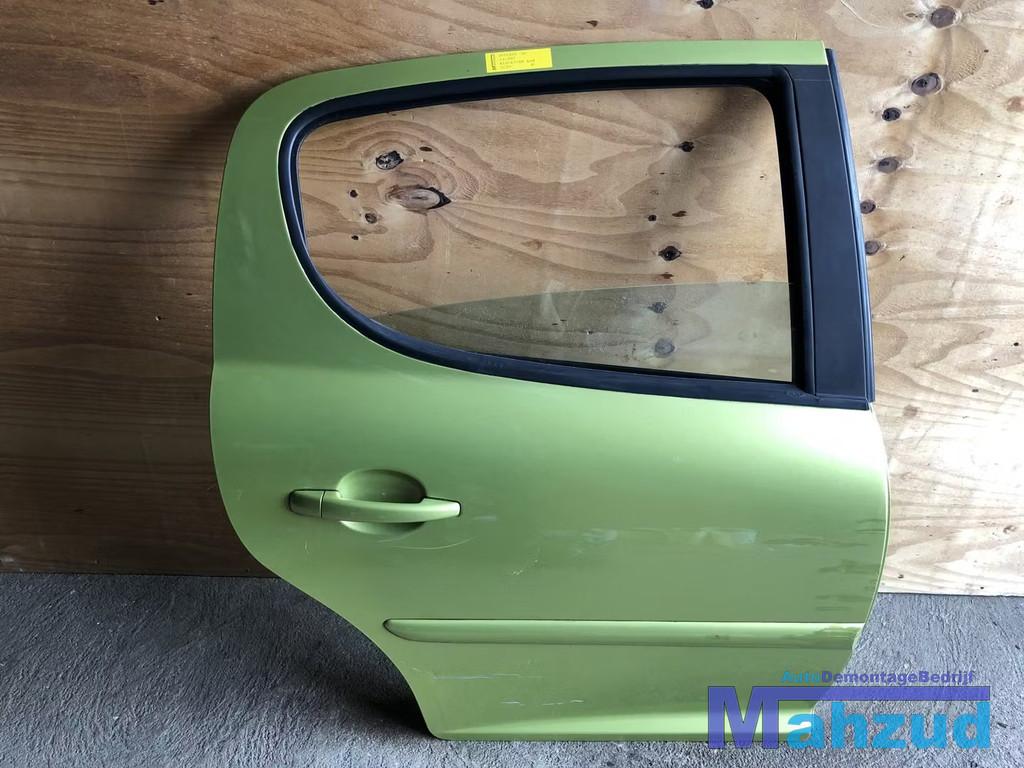 PEUGEOT 207 Groen KAR Rechts rechter achter deur portier, Auto-onderdelen, Carrosserie en Plaatwerk, Taurusavenue 1
2132 LS  Hoofddorp, NL