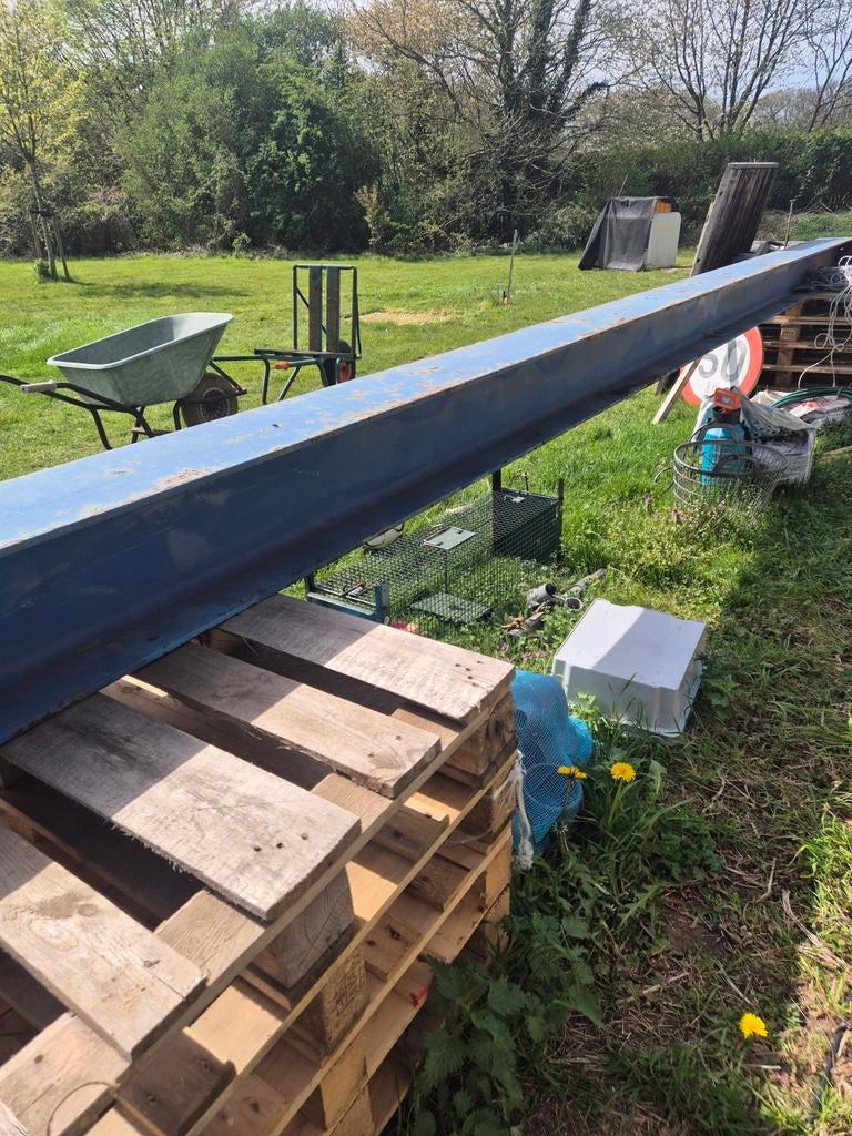 Te Koop.  Stalen balk . Liefst deze week weg., Ophalen of Verzenden, Gebruikt