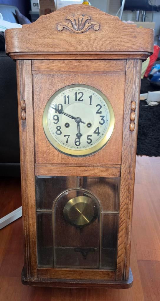 Eiken Gustav Becker klok. Trio gong incl sleutel, Ophalen