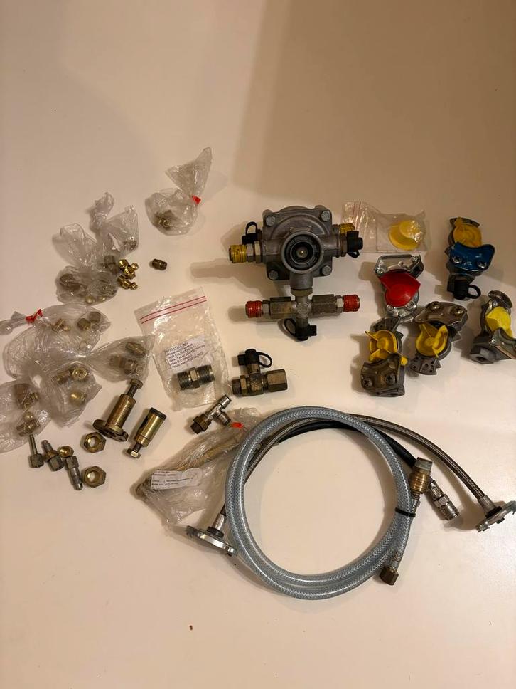 Partij Trailer Remonderdelen - Haldex, Hiab & meer, Auto-onderdelen, Vrachtwagen-onderdelen, Overige merken, Gebruikt, Ophalen of Verzenden