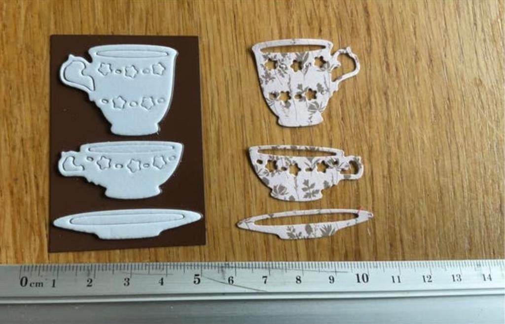 Snijmal kopjes en schotel van Joy 976, Ophalen of Verzenden, Zo goed als nieuw, Pons of Mal