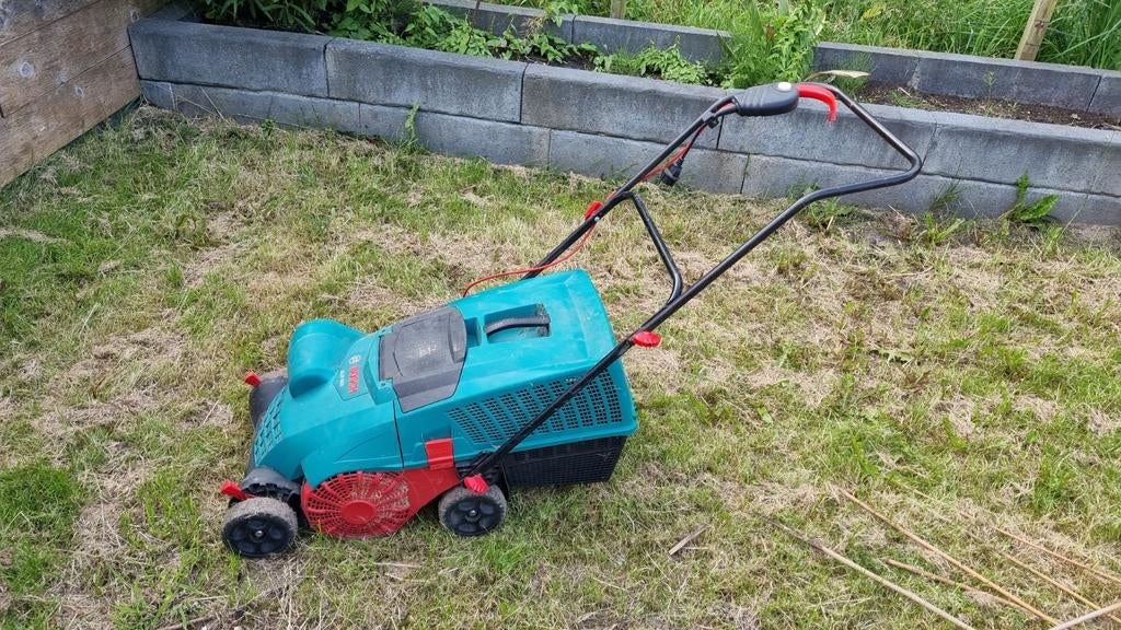 Bosch ALR900 Verticuteermachine/Ontmosser - Inklapbaar, Ophalen, Gebruikt, Elektrisch, Bosch