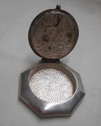 Zilveren antieke Djokja doos nr.1449, Verzenden, Zilver