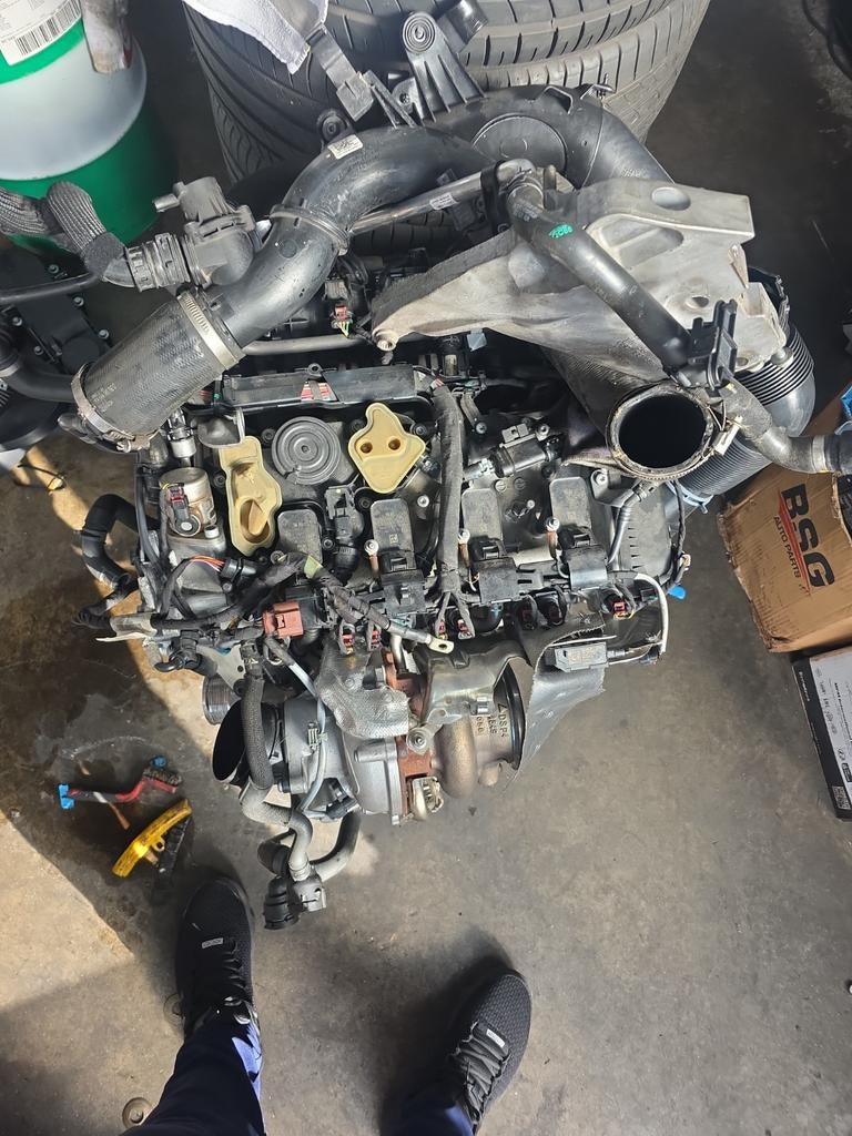 Volkswagen 2.0 TSI DNF defect turbo compleet Golf R Gti s3, Auto-onderdelen, Ophalen of Verzenden, Volkswagen