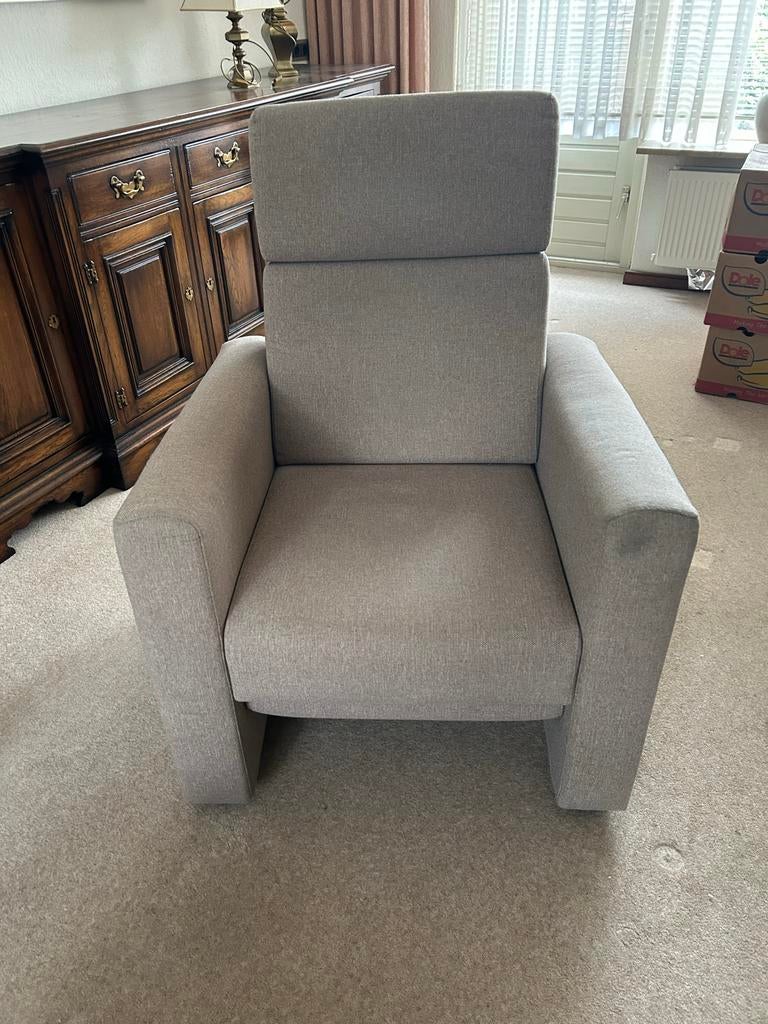 Comfortabele fauteuil gratis af te halen, Huis en Inrichting, Ophalen, Gebruikt, 75 tot 100 cm, Stof