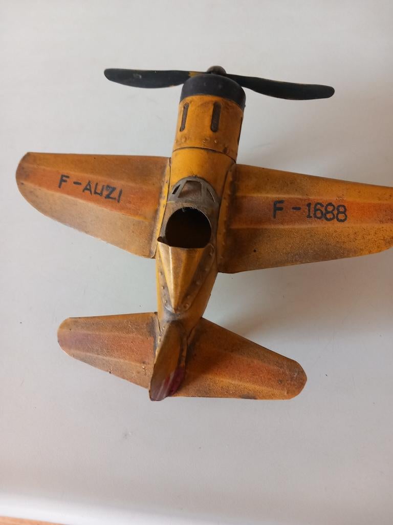 Metalen vliegtuig br.25 cm lang 20 cm, Ophalen