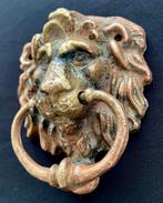 Antieke bronzen of messing deurklopper leeuwenfiguurtje., Ophalen of Verzenden