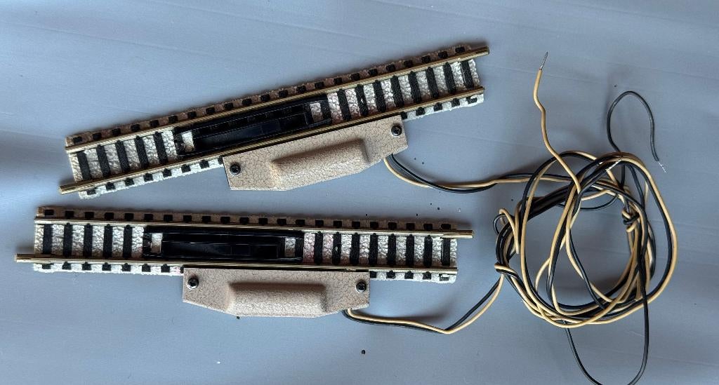 Fleischmann N - Twee ontkoppelrails met bediening, Gelijkstroom, Fleischmann, Rails, Ophalen of Verzenden