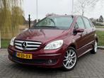 Mercedes-Benz B-klasse 150 AUT / AIRCO / CRUISE / PDC, Beige, Leder en Stof, Bedrijf, 1000 kg