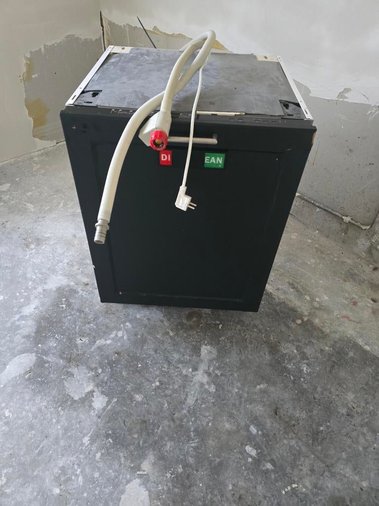 Inbouw vaatwasser, Ophalen of Verzenden, Zo goed als nieuw, Minder dan 85 cm