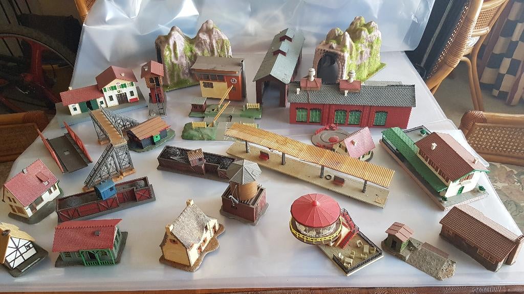 Trein(stellen) Locs rails huisjes etc H0, Ophalen, Gelijkstroom, Jouef, Gebruikt