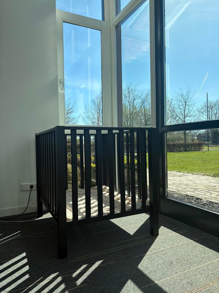 Box 100x80 mat zwart, Kinderen en Baby's, Boxen, Ophalen, Zo goed als nieuw, Rechthoekig, In hoogte verstelbaar