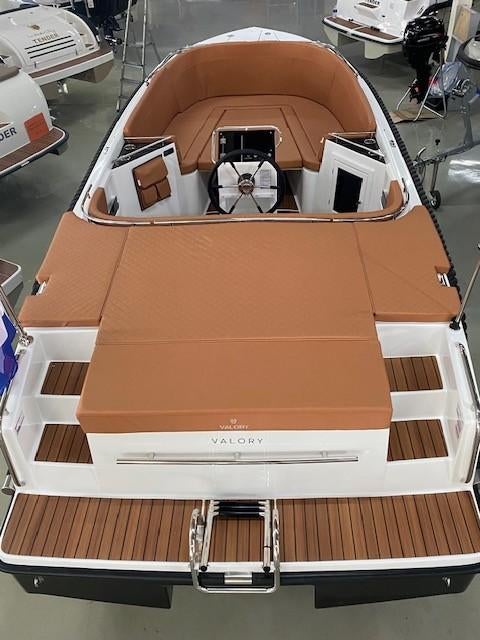 Valory 630 Tender , Full Options !!!, Ophalen, 6 meter of meer, Nieuw, Snelvarend