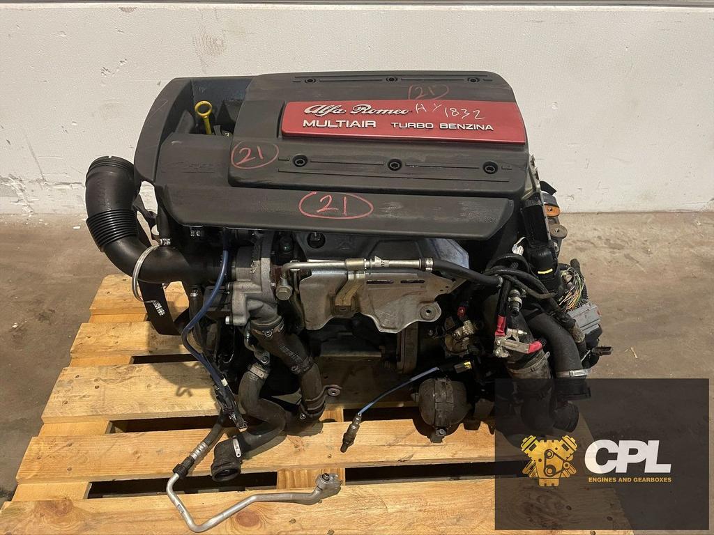 Alfa Romeo 1.4T MultiAir 955A7000 Complete Motor Engine, Gebruikt, -, -, Ophalen of Verzenden
