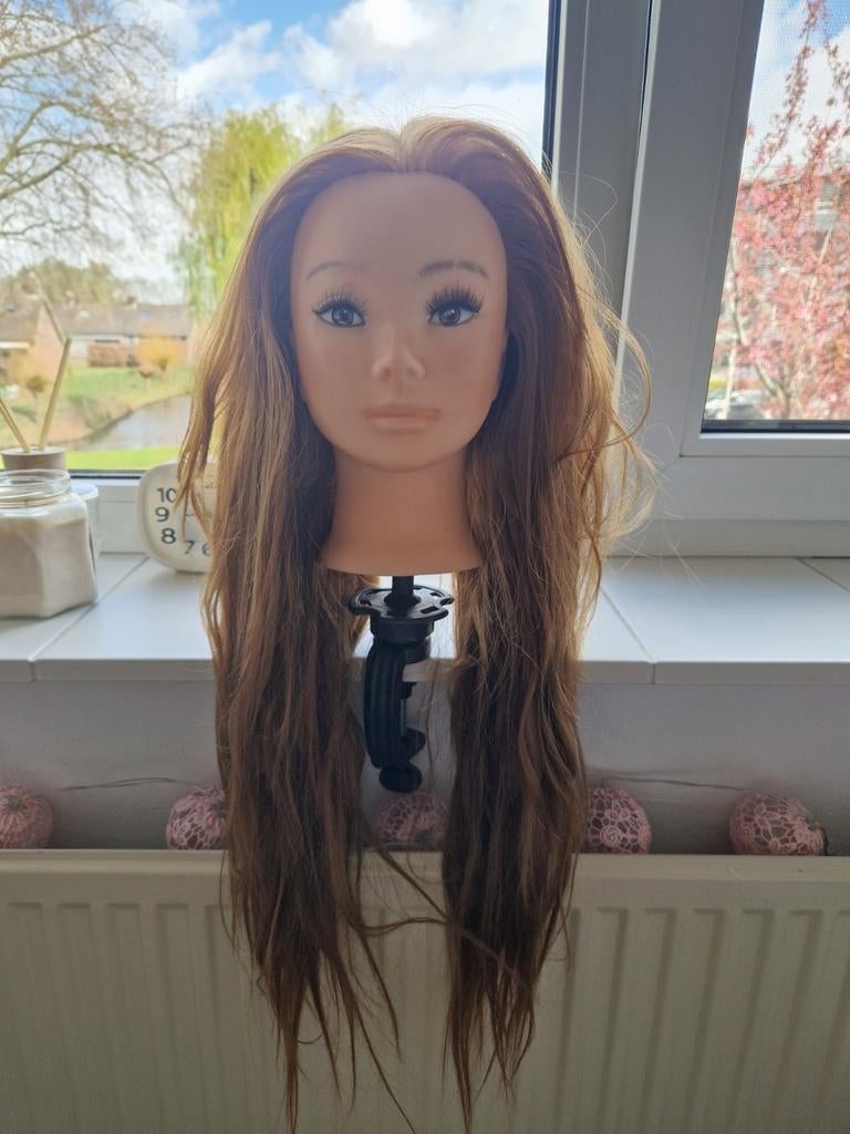 Kapper pop, Ophalen, Zo goed als nieuw, Pruik of Haarverlenging