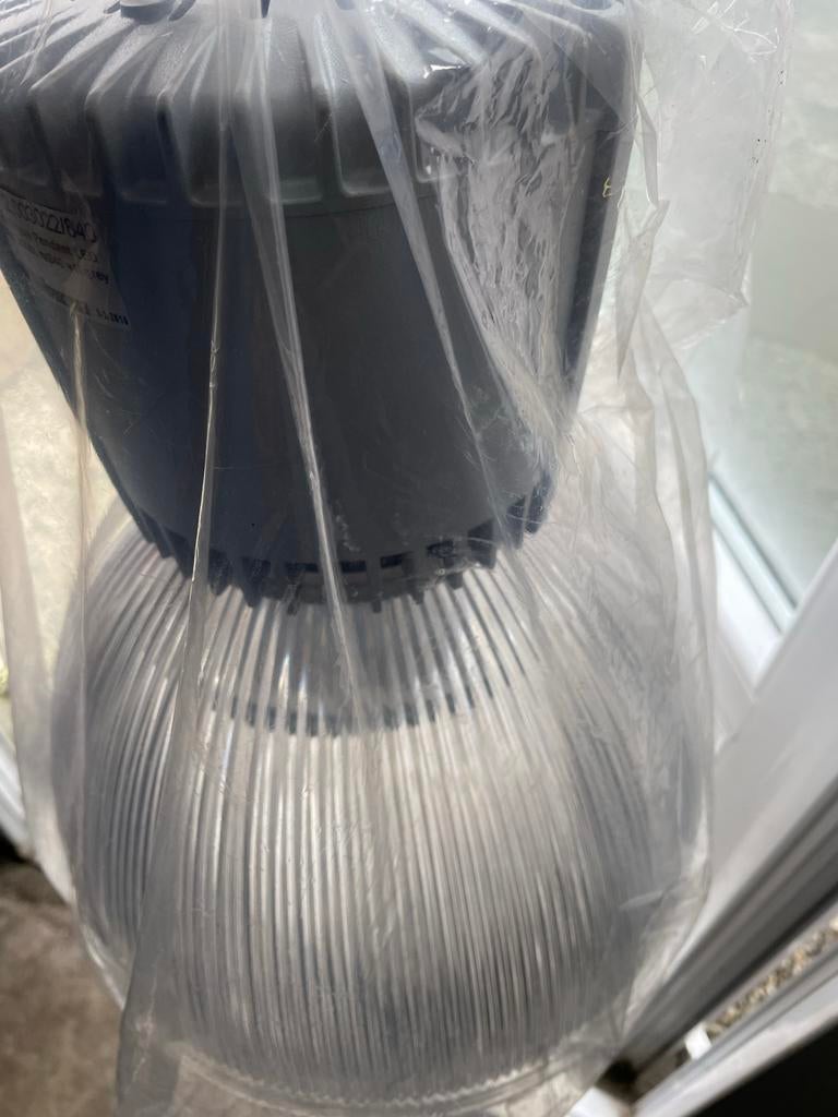 lampen, Ophalen, Zo goed als nieuw