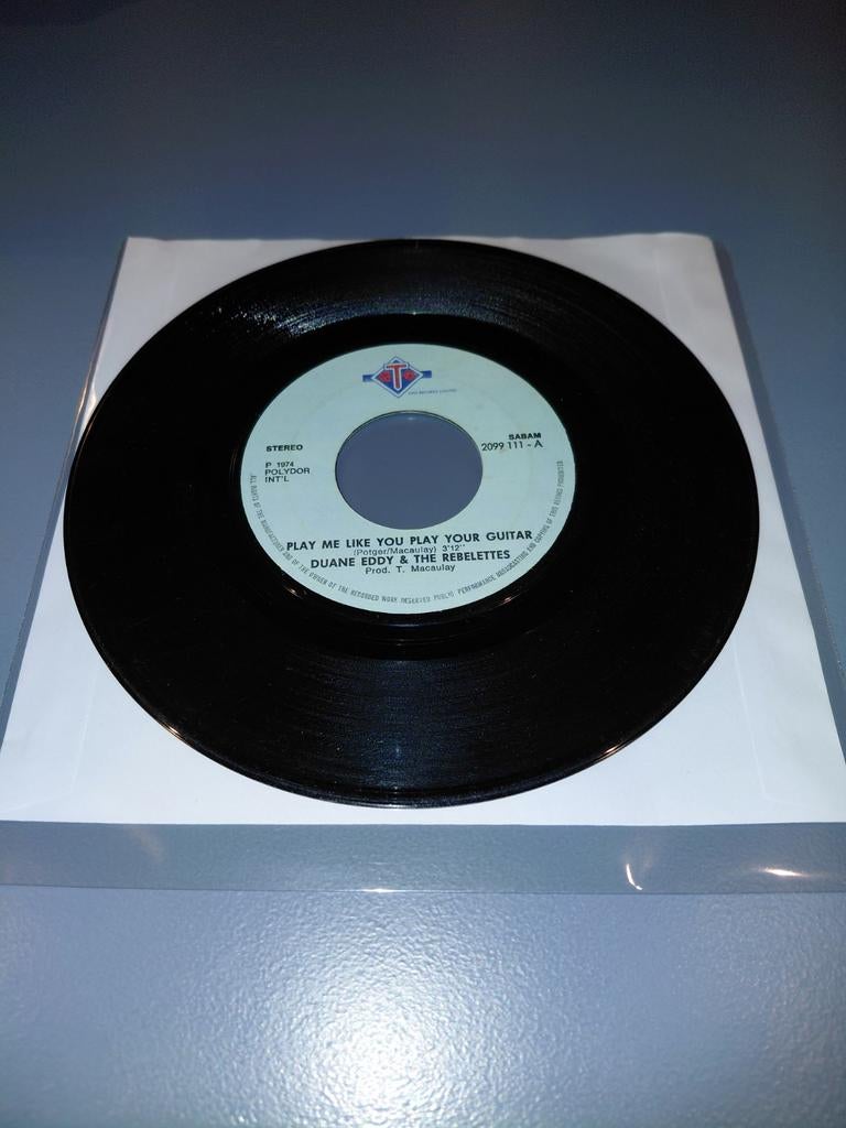 Duane Eddy & the Rebelettes- Play me like you play your guit, Cd's en Dvd's, Vinyl Singles, Ophalen of Verzenden, Gebruikt, 7 inch