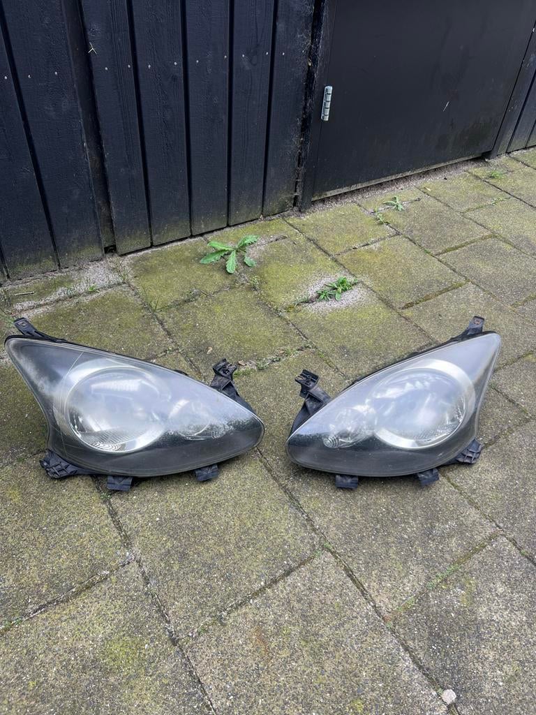 Koplampen Toyota Aygo / Citroën C1 / Peugeot 107, Auto-onderdelen, Verlichting, Ophalen of Verzenden, Gebruikt, Toyota