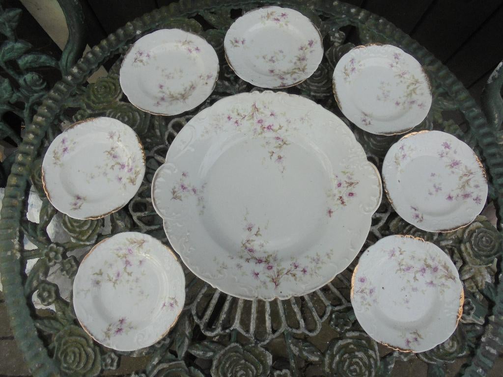 Gebakstel Brussels Porselein met zacht paarse/lila bloemen, Antiek en Kunst, Ophalen of Verzenden