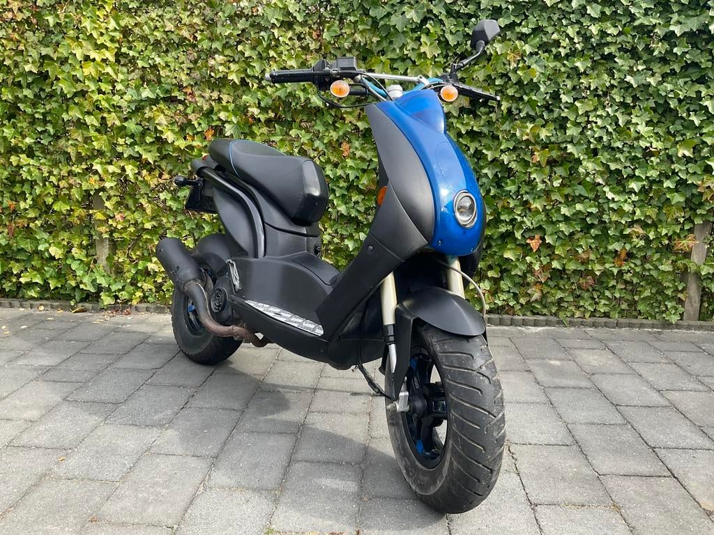 Peugeot Ludix Snake edition 50cc, Fietsen en Brommers, Scooters | Peugeot, Ophalen, Zo goed als nieuw, Benzine, 50 cc