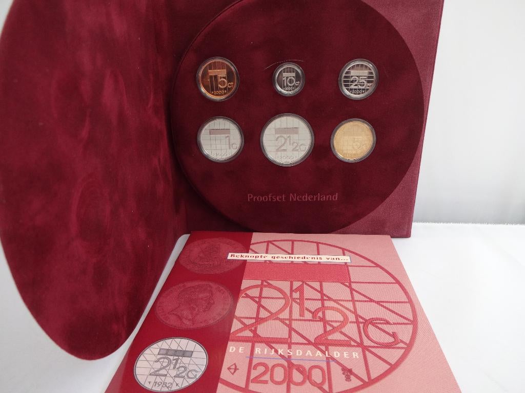 Cassette met 6 x Proof muntsets 1996 t/m 2001 Ned., Ophalen of Verzenden, Koningin Beatrix, Setje
