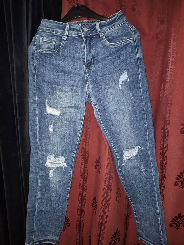 Hello Miss ripped jeans maat 34, Hello Miss, Blauw, Ophalen of Verzenden, W27 (confectie 34) of kleiner