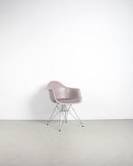 38x Vitra Eames DAR Kuipstoel Taupe – Chroom Eiffelonderstel