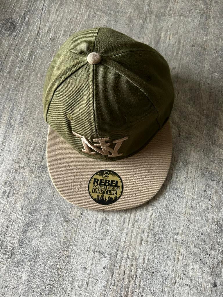 Pet NY New York  yankees olijf groen steen baige, Ophalen of Verzenden, Gedragen, 57 cm (M, 7⅛ inch) of minder, Pet