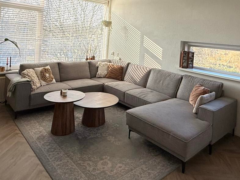 Lichtgrijze hoekbank/U-bank model Calira, Huis en Inrichting, Banken | Bankstellen, Ophalen, Zo goed als nieuw, Vierpersoons of meer