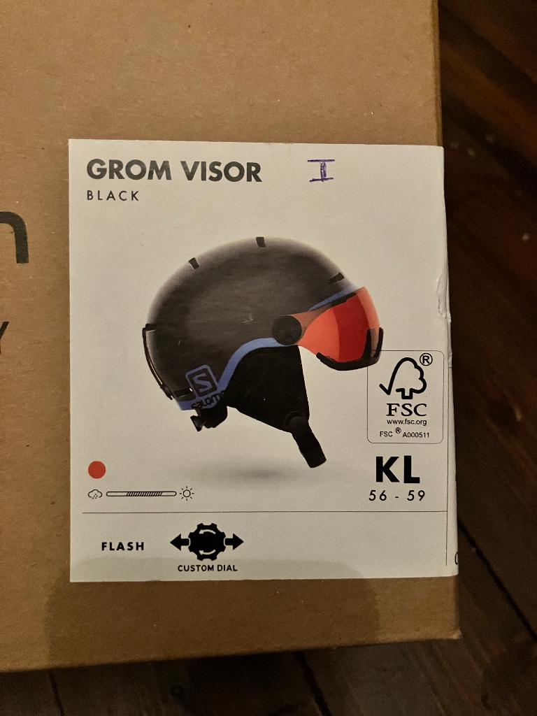 Salomon grom visor skihelm 56-59 cm, Sport en Fitness, Skiën en Langlaufen, Ophalen, Gebruikt, Overige typen, Salomon