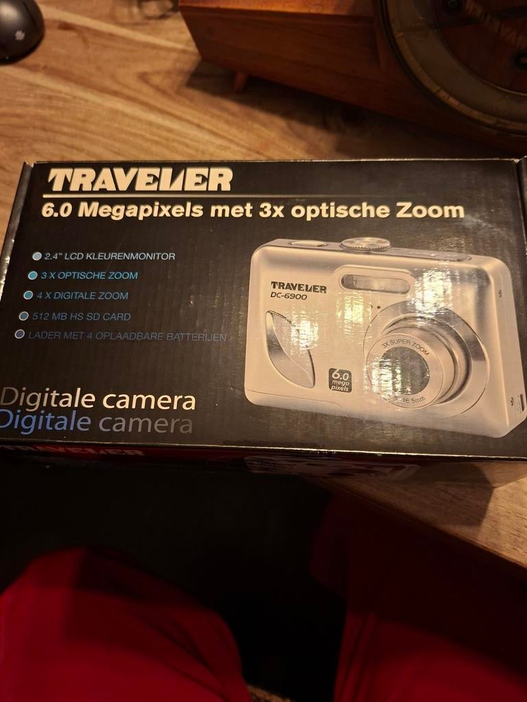 Appareil Photo Numérique Traveler DC-6900 – 6.0 MP, Zoom Optique 4x – Argenté – Ouvert Jamais Utilisé