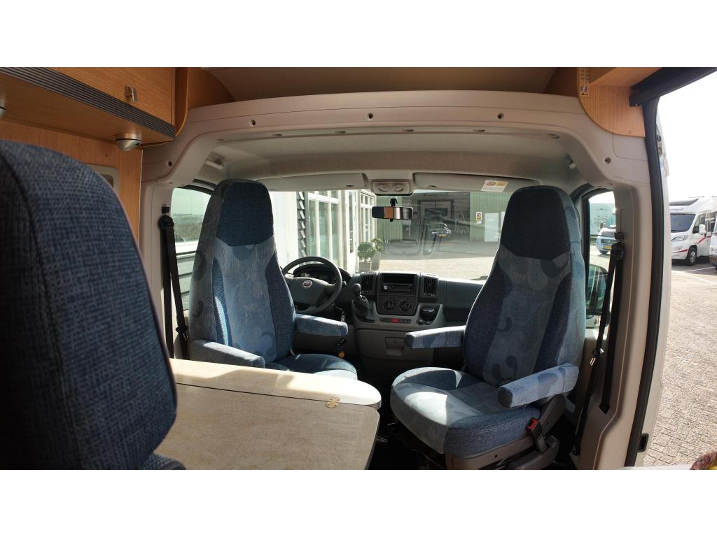 Hymer Eriba buscamper 1e eigenaar 1 jaar BOVAG garantie, Airbags, Chemisch toilet, Buscamper of Camperbus, Fiat