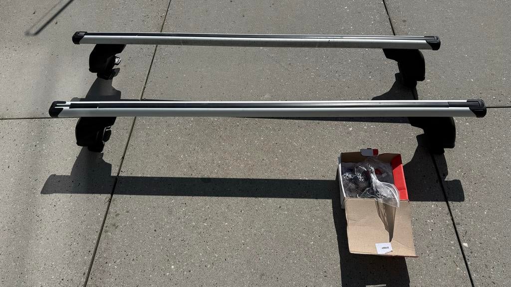 Universele dakdragers met slot voor diverse automodellen, Auto diversen, Dakdragers, Ophalen, Gebruikt