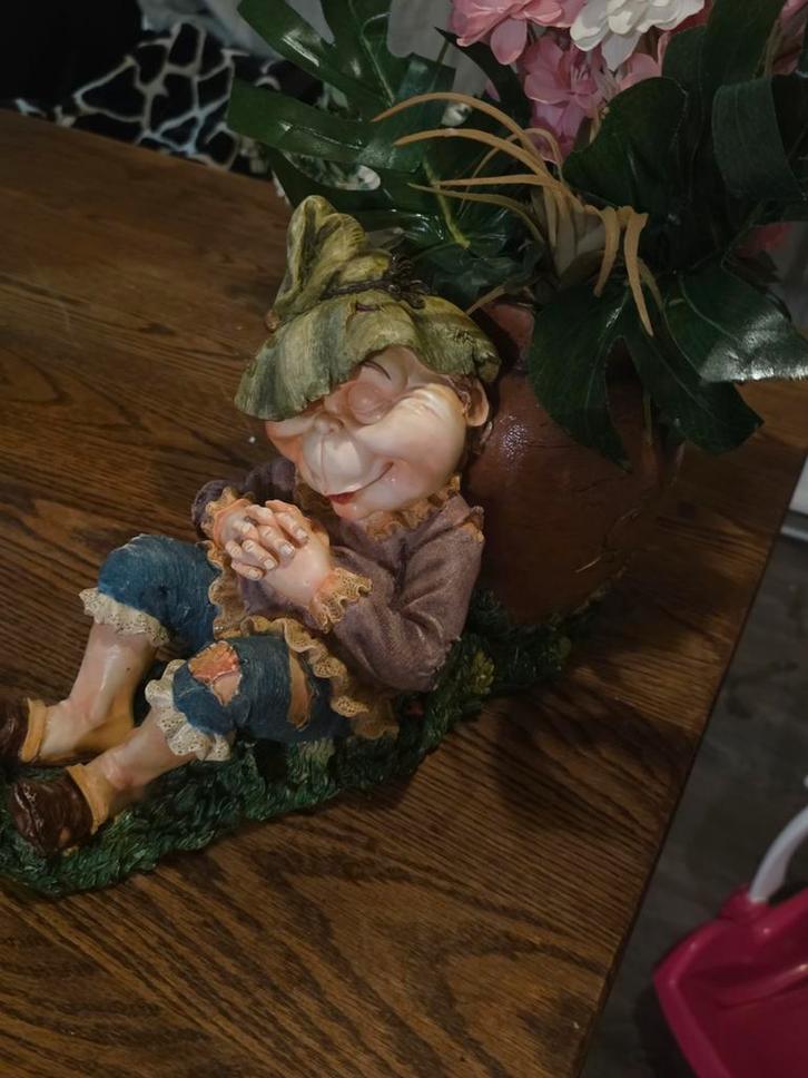 Efteling Laaf beeldje met munt en zegel, Huis en Inrichting, Woonaccessoires | Overige, Gebruikt, Ophalen of Verzenden