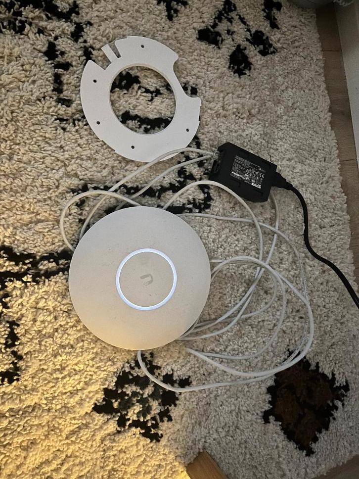 Unifi AC PRO, Computers en Software, Accesspoints, Gebruikt, Ophalen