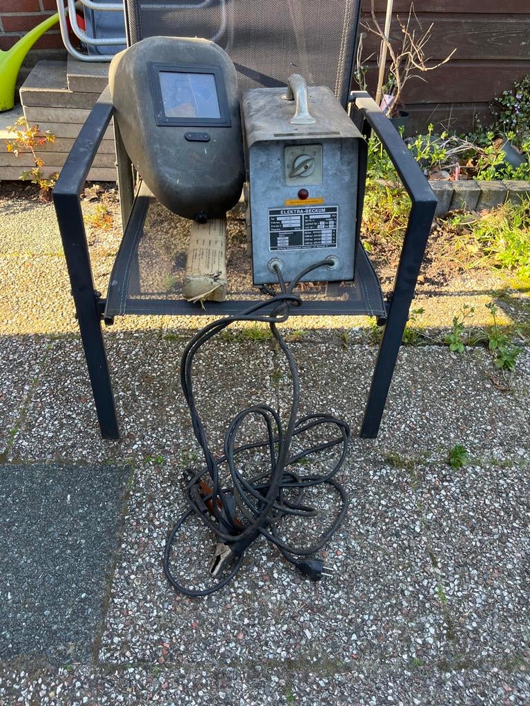 Elektra-Beckum lasapparaat met laskap, Doe-het-zelf en Verbouw, Gereedschap | Lasapparaten, Ophalen, Gebruikt, Minder dan 150 ampère