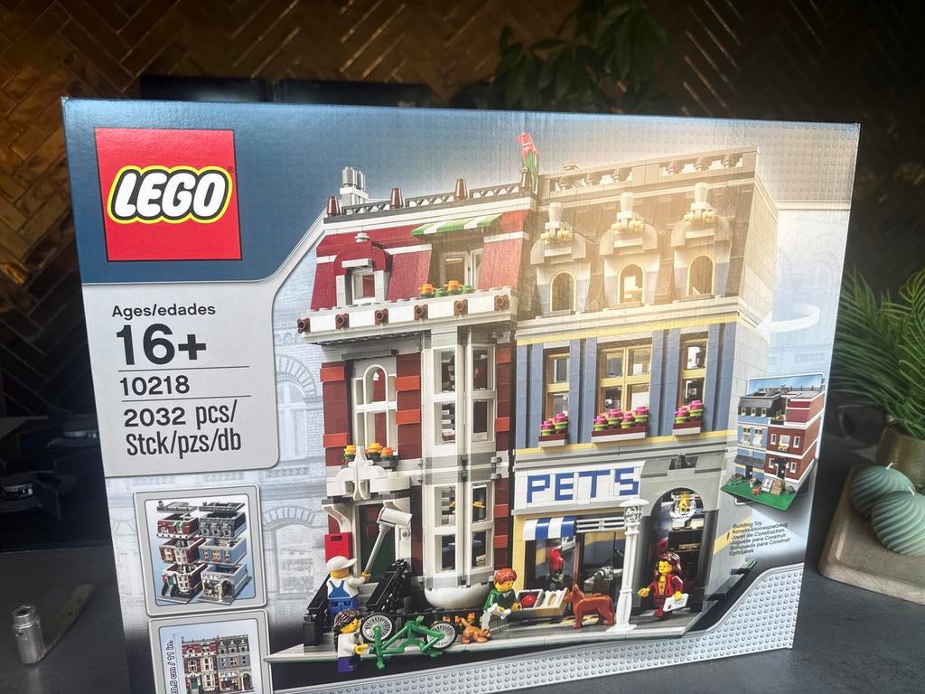 Lego Creator Expert 10218 Dierenwinkel, Lego, Nieuw, Ophalen of Verzenden, Ongeopend/sealed