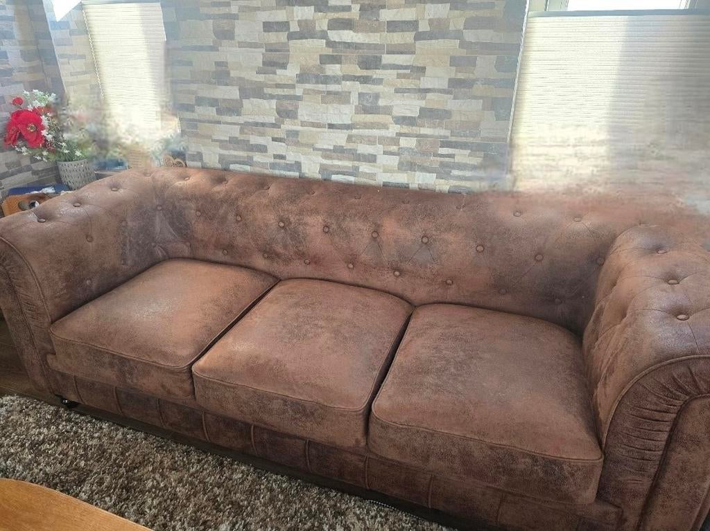 Slechts 250 euro voor 3 zits bank in klassieke Engelse stijl, Huis en Inrichting, Banken | Bankstellen, Ophalen, Gebruikt, 75 tot 100 cm