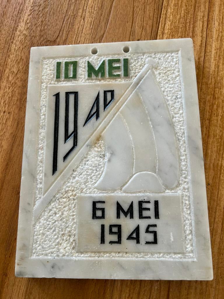 Marmeren gedenkplaat 1940, Ophalen of Verzenden, Overige soorten, Nederland, Boek of Tijdschrift