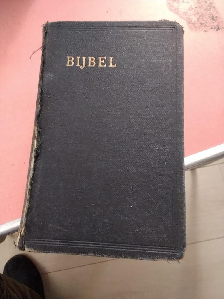 Dit is de gansche heilige schrift € 5, Antiek en Kunst, Antiek | Boeken en Bijbels, Ophalen of Verzenden, Diverse
